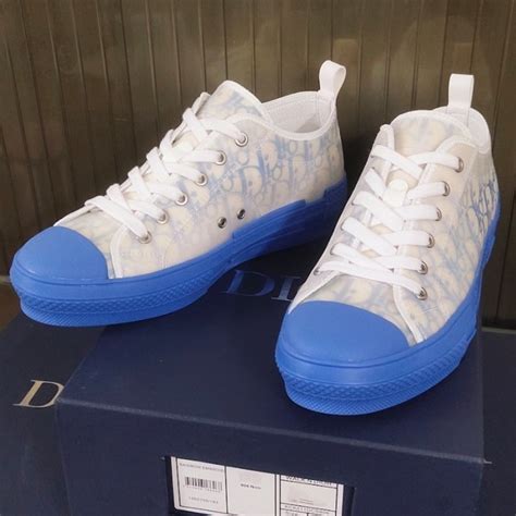 b23 low-top sneaker in gradient blue dior oblique|Dior B23 Low Top Gradient Blue Men's .